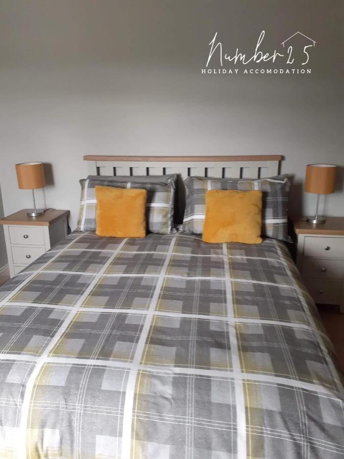 Number 25 Self Catering Apartments Ederney Ardess Kültér fotó