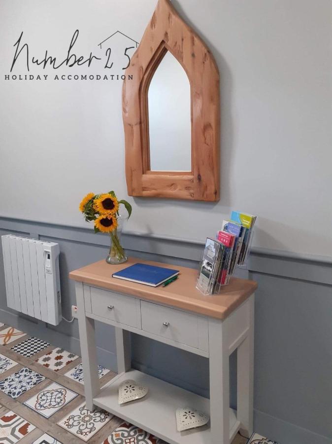 Number 25 Self Catering Apartments Ederney Ardess Kültér fotó
