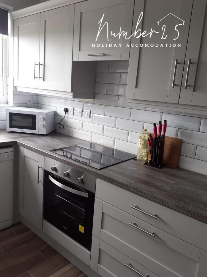 Number 25 Self Catering Apartments Ederney Ardess Kültér fotó